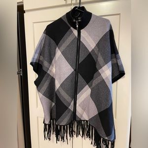 Rachel Zoe poncho Sweater Top